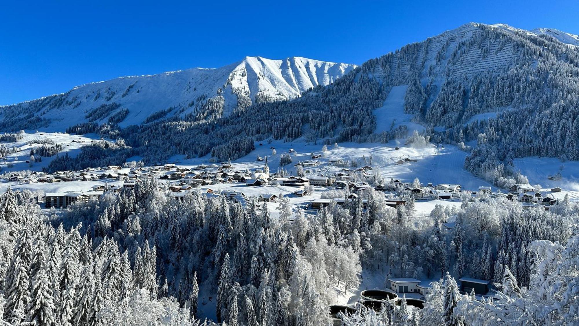 Alpen Lodge Riezlern Esterno foto